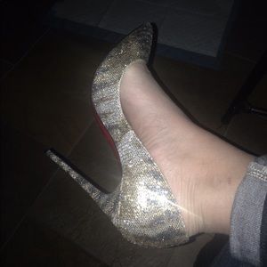 Pigalle follies glitter